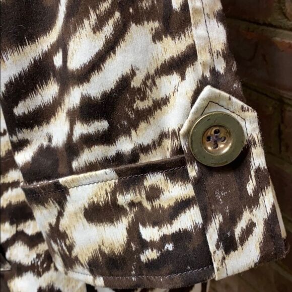 Appraisal Brown/Cream Double Breasted Trench - Picture 3 of 10